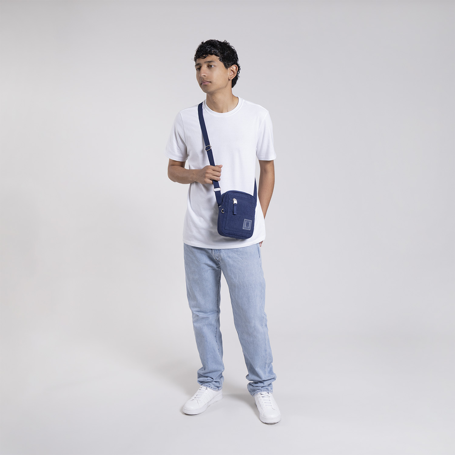 Bolsa de Lado Azul Marino 1818 by Chenson | Estilo Juvenil y Práctica - vista 2