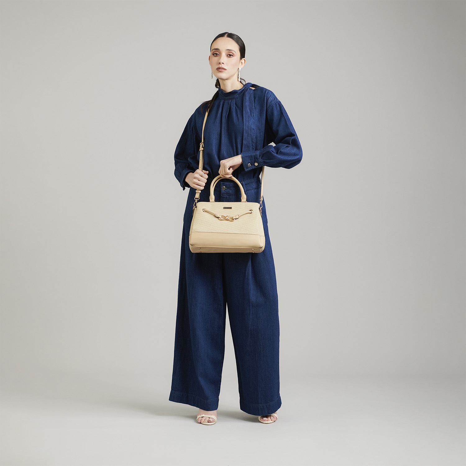 Bolsa de Mano para Dama Madison by Chenson Beige con Triple Compartimento - vista 2