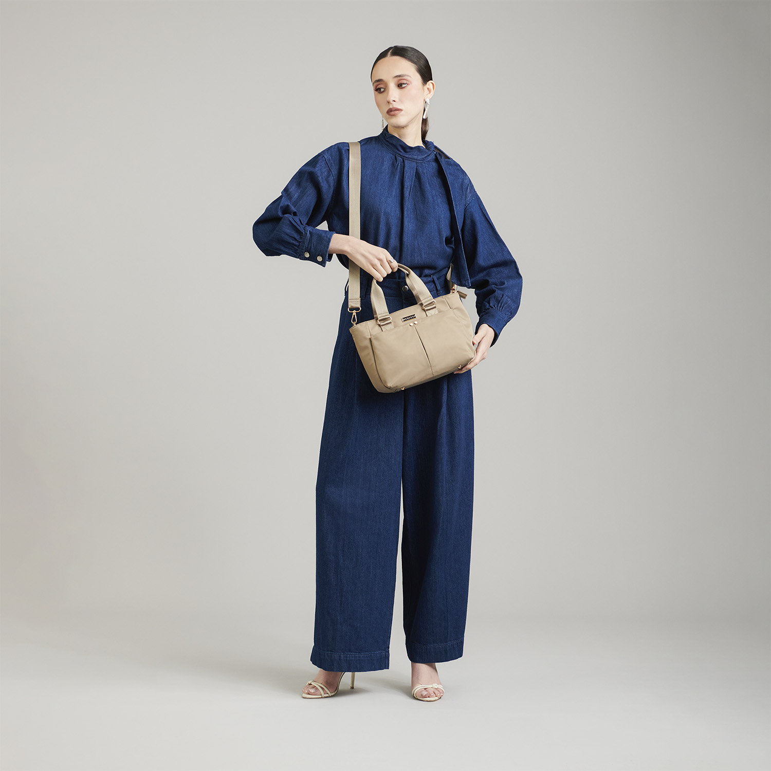 Bolsa de Mano para Dama Madison by Chenson Camel – Estilo y Versatilidad - vista 2