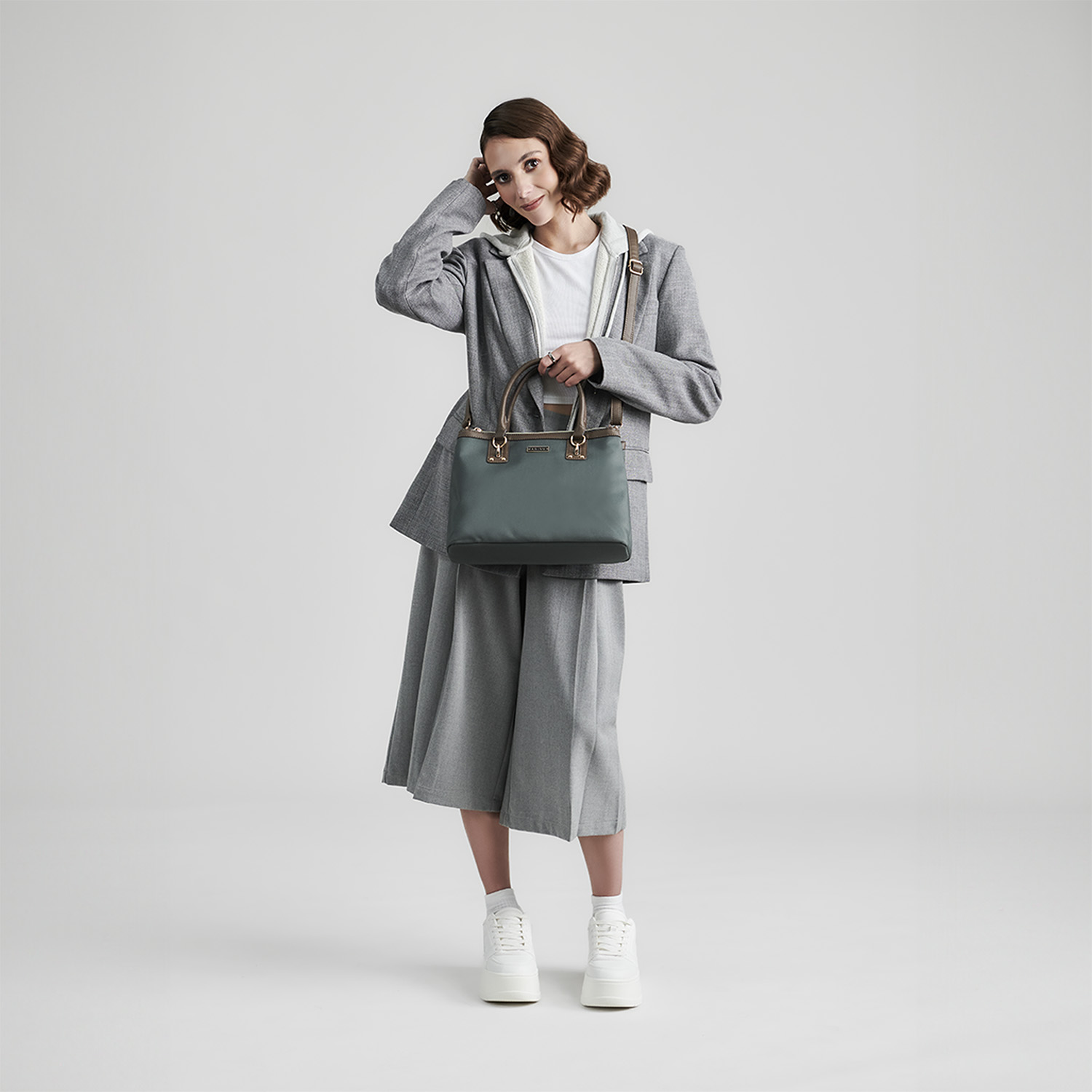 Bolsa de Mano para Dama Madison by Chenson Gris con Doble Compartimento - vista 2