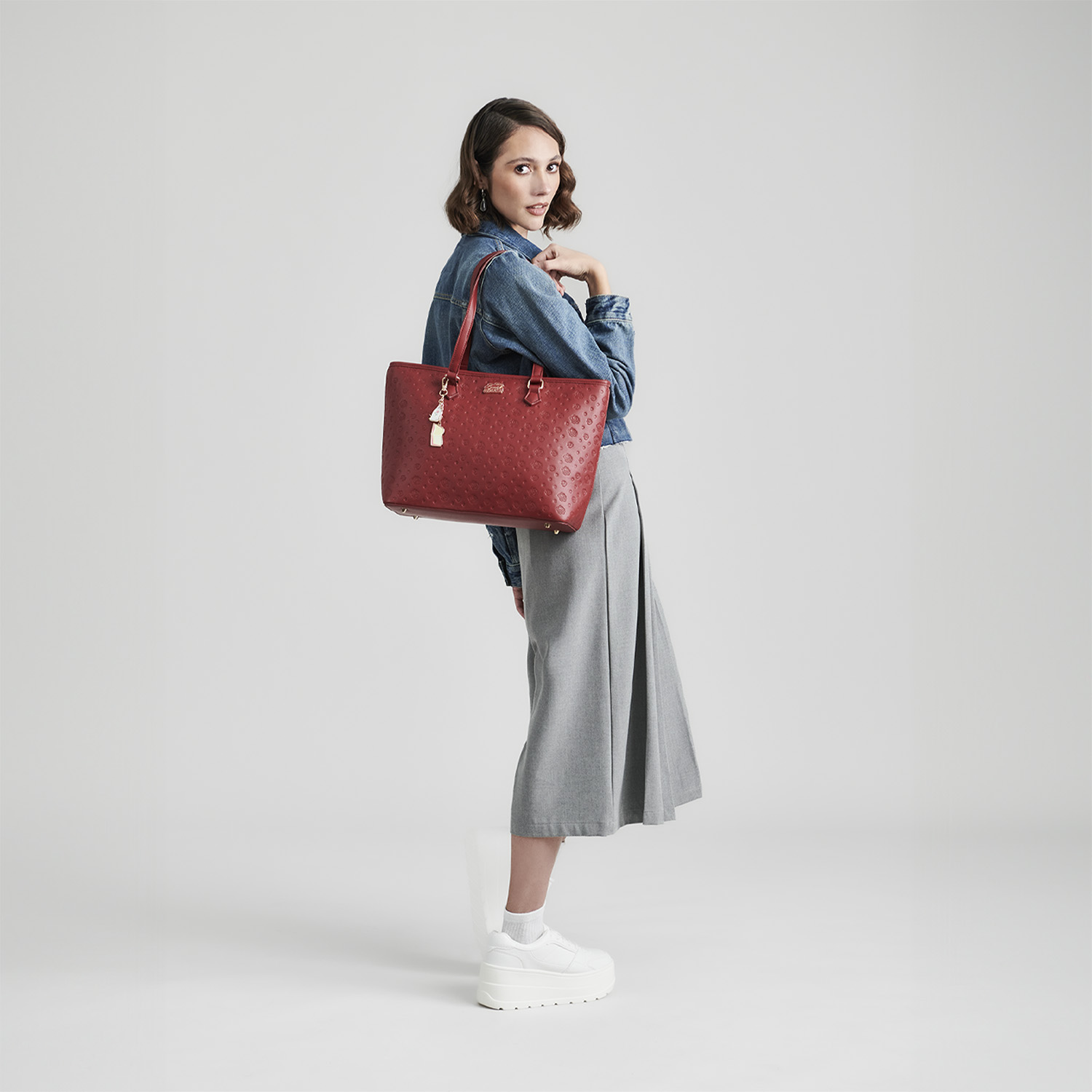 Bolsa grande para dama Princesas by Chenson Magenta | Ideal para uso escolar infantil - vista 2