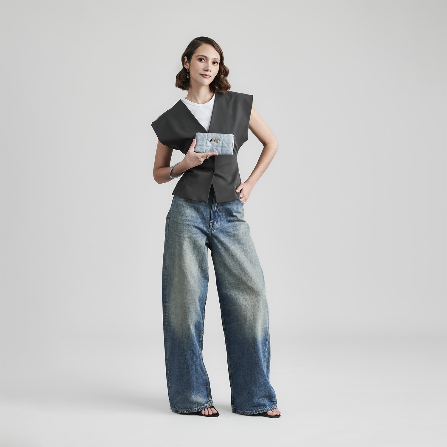 Cartera Barbie by Chenson Azul para Mujer – Diseño Elegante y Funcional - vista 2