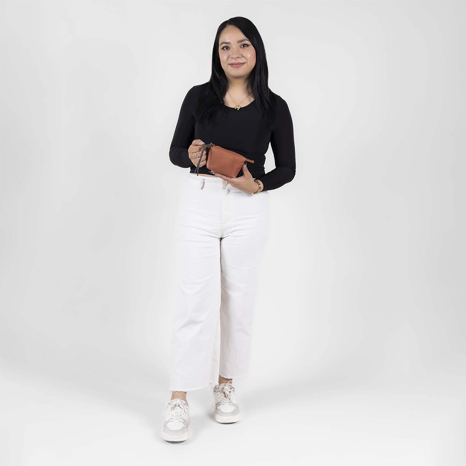 Cartera Gorétt by Chenson Café para Mujer con Amplio Compartimento - vista 2