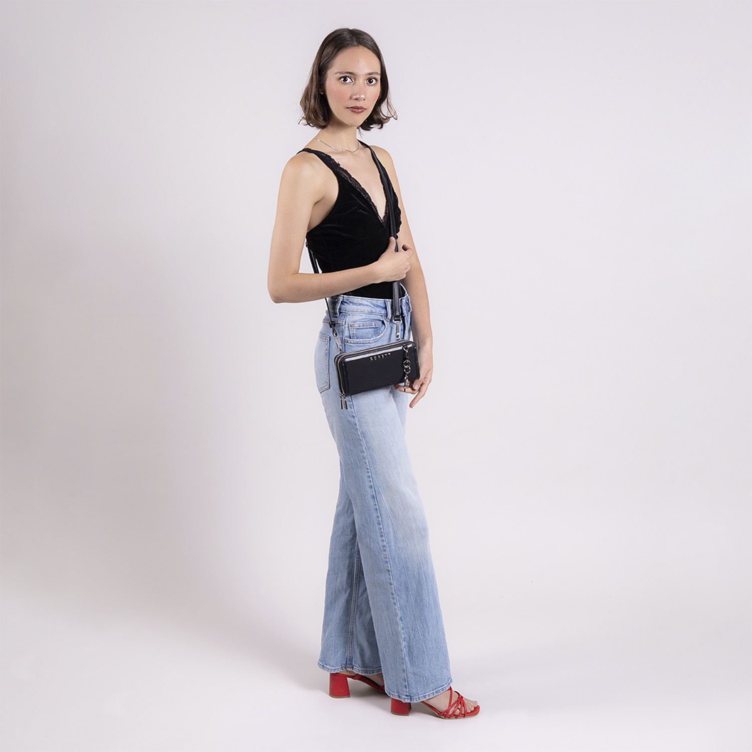 Cartera Gorétt by Chenson negra para mujer con doble compartimento y tarjetero - vista 2