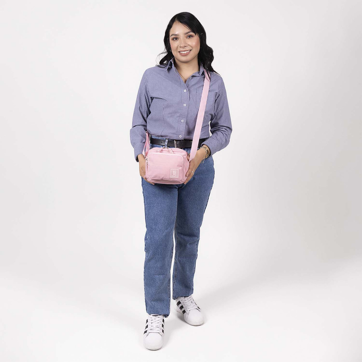 Crossbody Mediano Chenson 1818 Zilp Color Rosa Juvenil Acabado De Los Herrajes Níquel Diseño De La Tela Lisa - vista 2