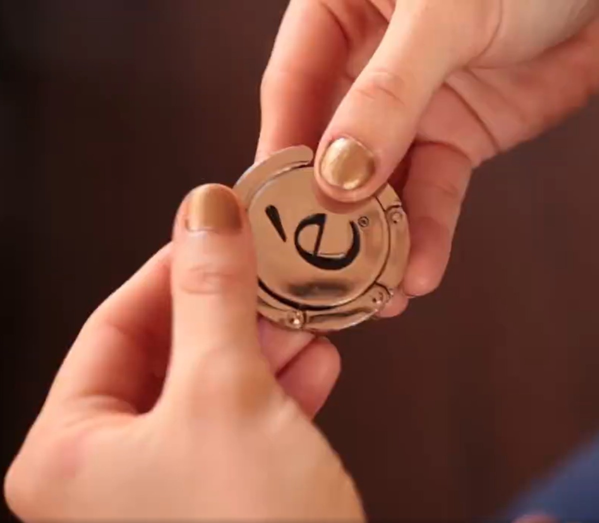 Gancho Porta Bolso Chenson Gorett Modelo Boss Gs16042-s 2