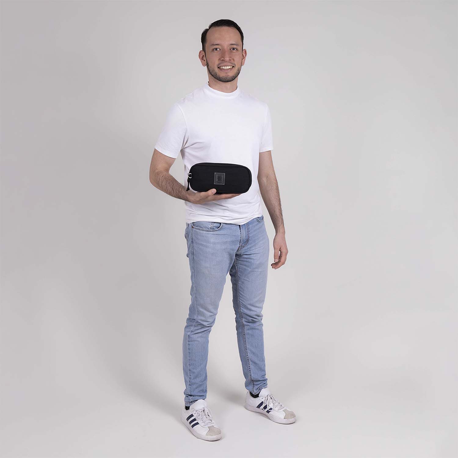 Lapicera 1818 by Chenson negra con doble compartimento – Estuche escolar ideal - vista 2