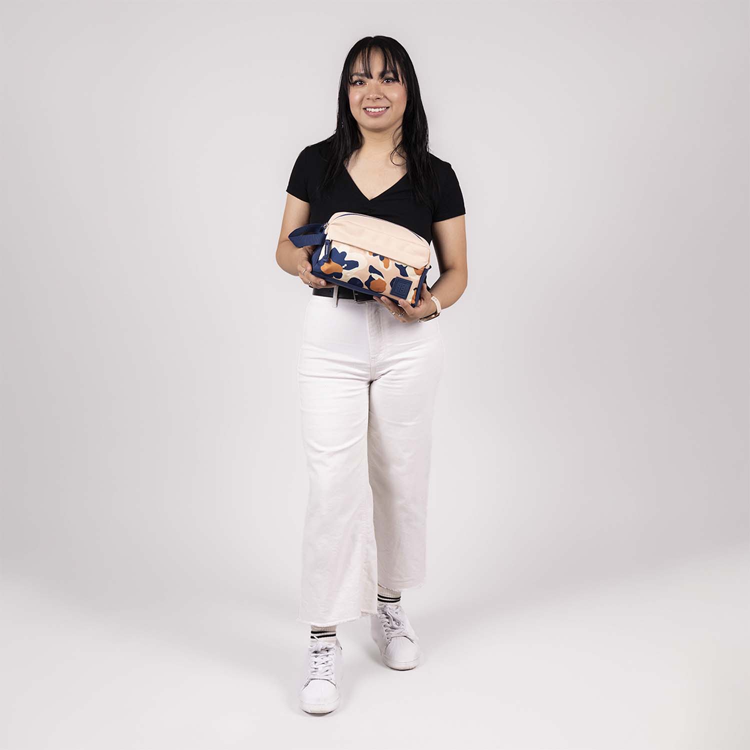 Lapicera escolar beige 1818 by Chenson con amplio compartimento - vista 2