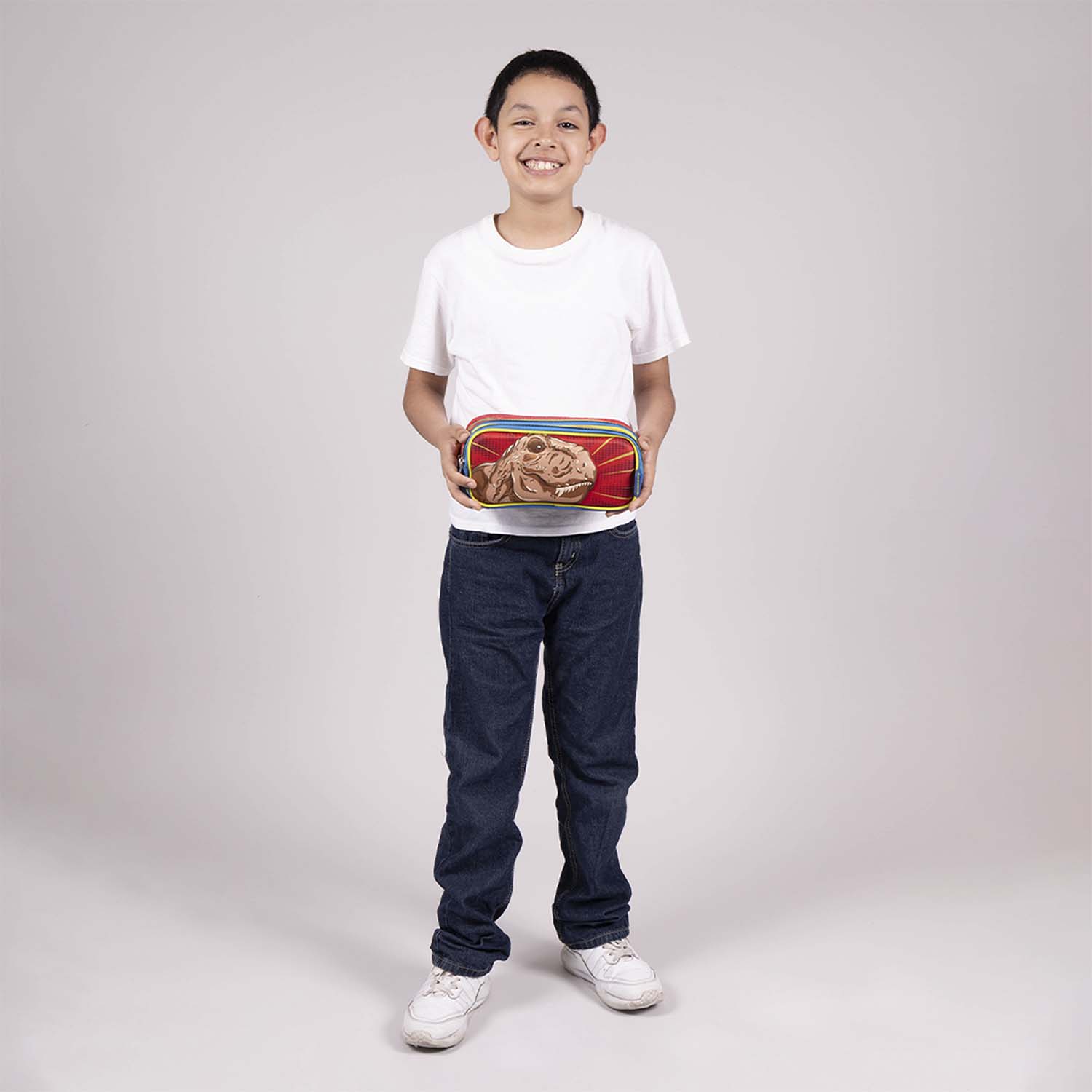 Lapicera escolar Chenson Original roja con triple compartimento y cierre - vista 2