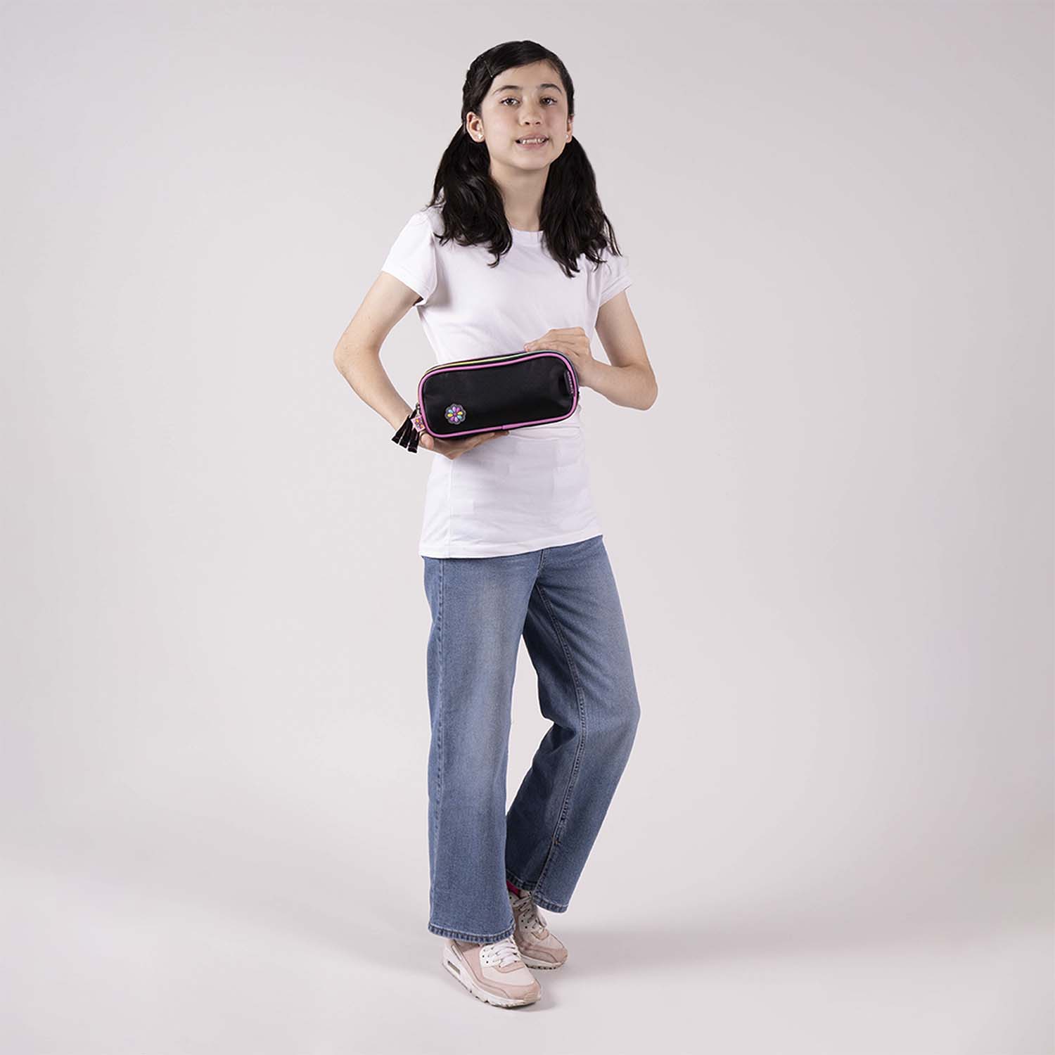 Lapicera escolar Happy Girl by Chenson negra con triple compartimento - vista 2