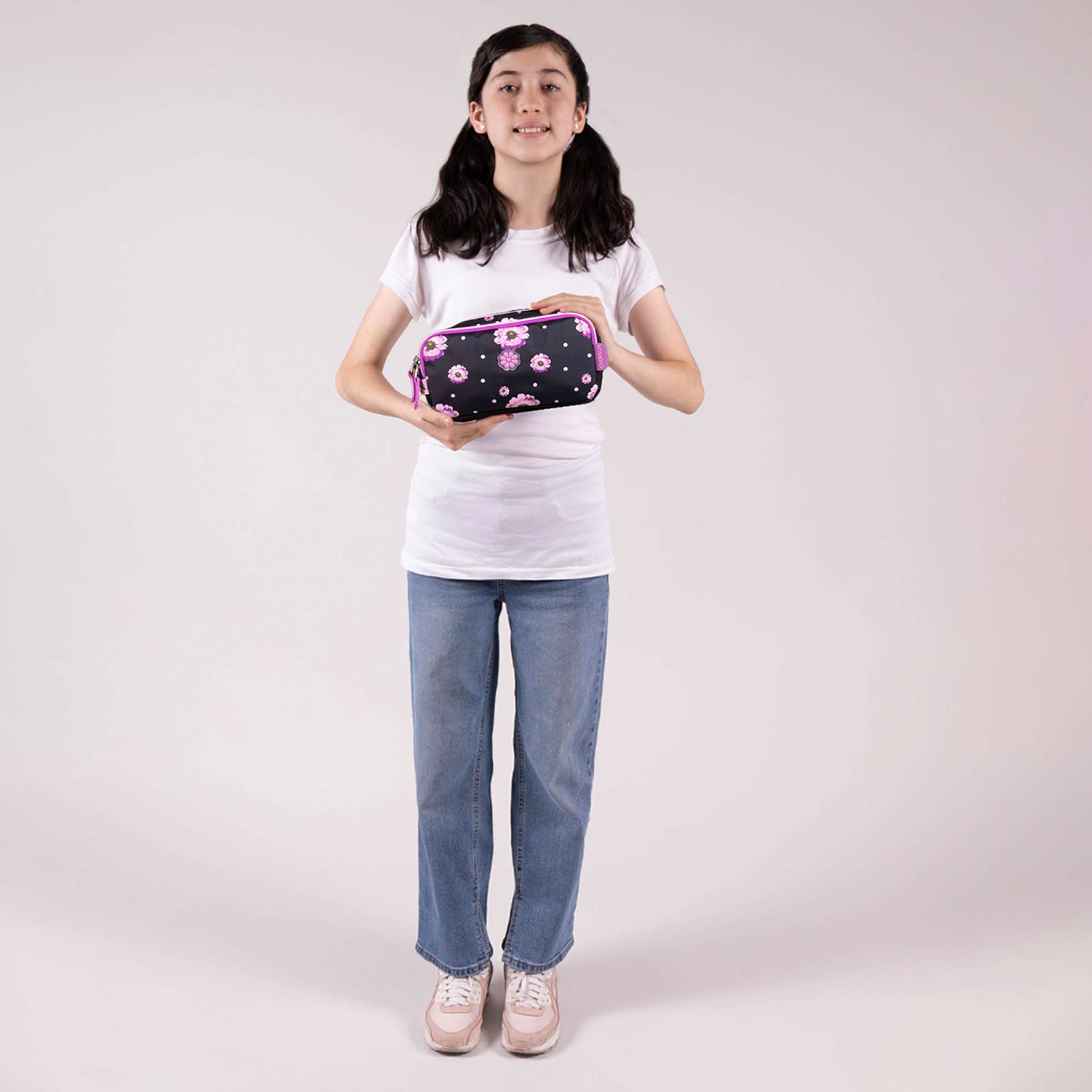 Lapicera escolar para niña Happy Girl by Chenson en color negro – Doble compartimento - vista 2