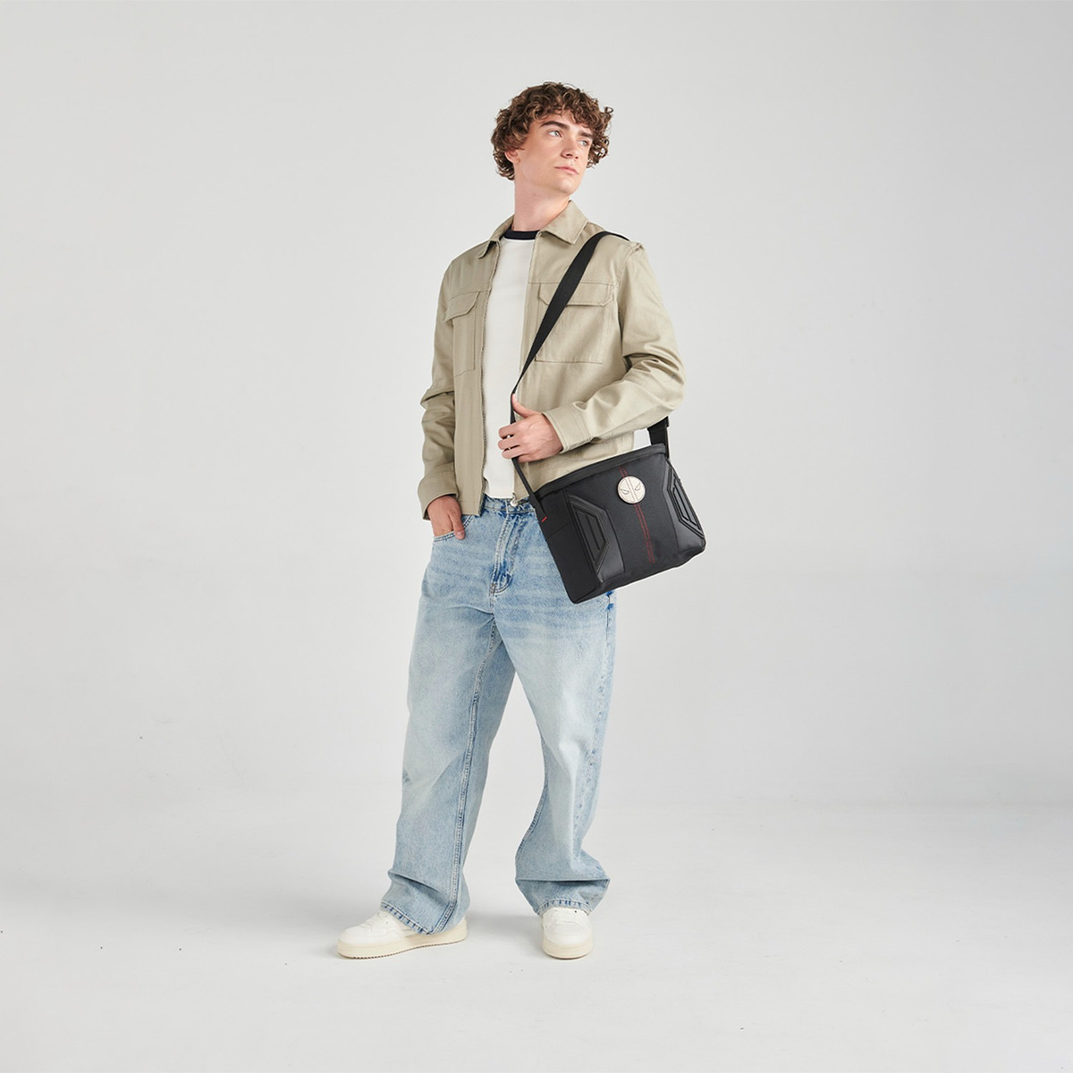 Lonchera Escolar Chenson Deadpool Tdf Dp70658-3 Color Negro - vista 2