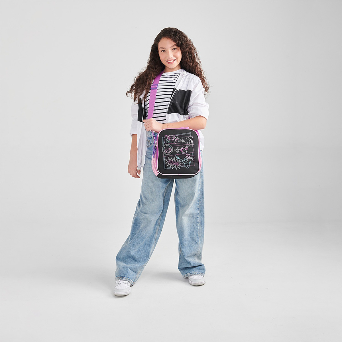 Lonchera Escolar Chenson Miles Morales Estacy Mm70311-3 - vista 2