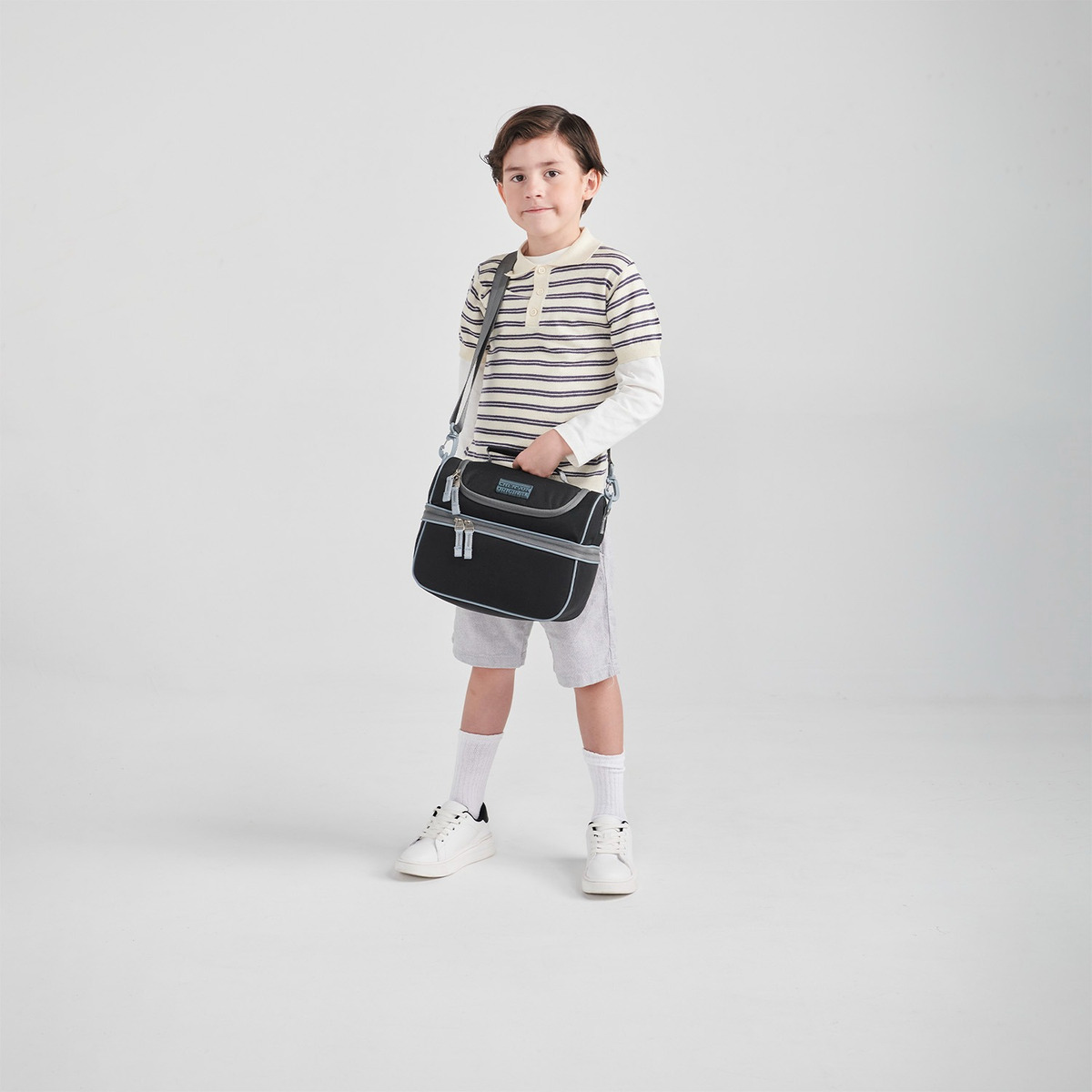 Lonchera Escolar Chenson Original Strong Co70736-3 Negro U - vista 2