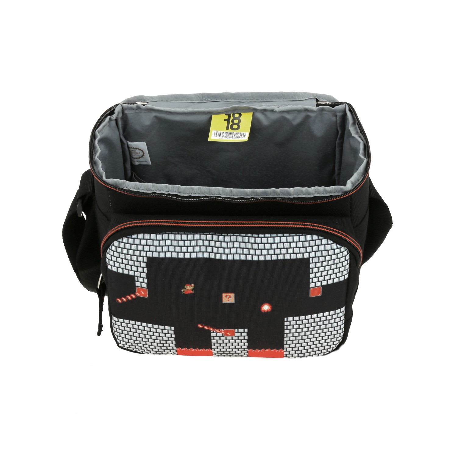 Lonchera escolar Mario Bros by Chenson negra con forro térmico y amplio espacio - vista 2