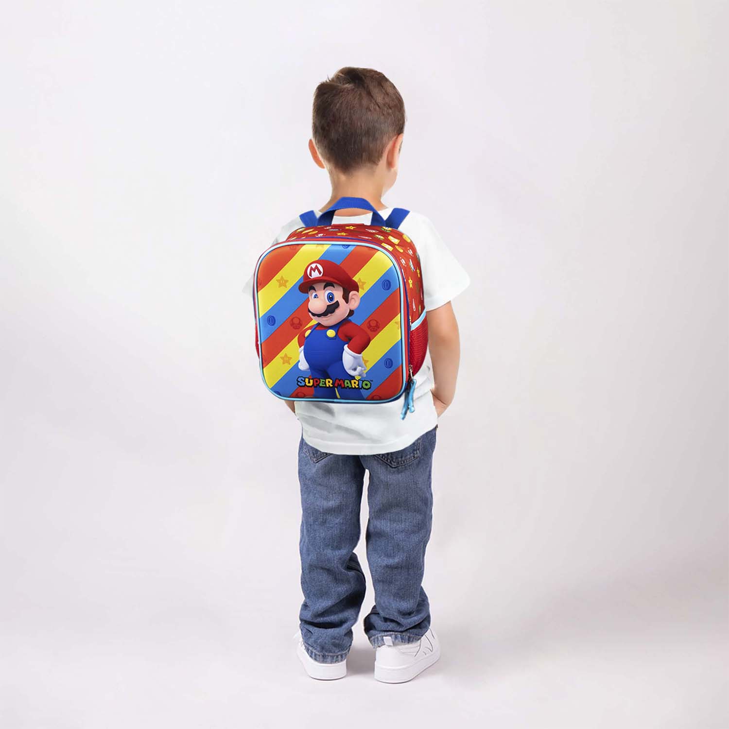 Lonchera escolar Mario Bros by Chenson roja con forro térmico y bolsillo lateral - vista 2