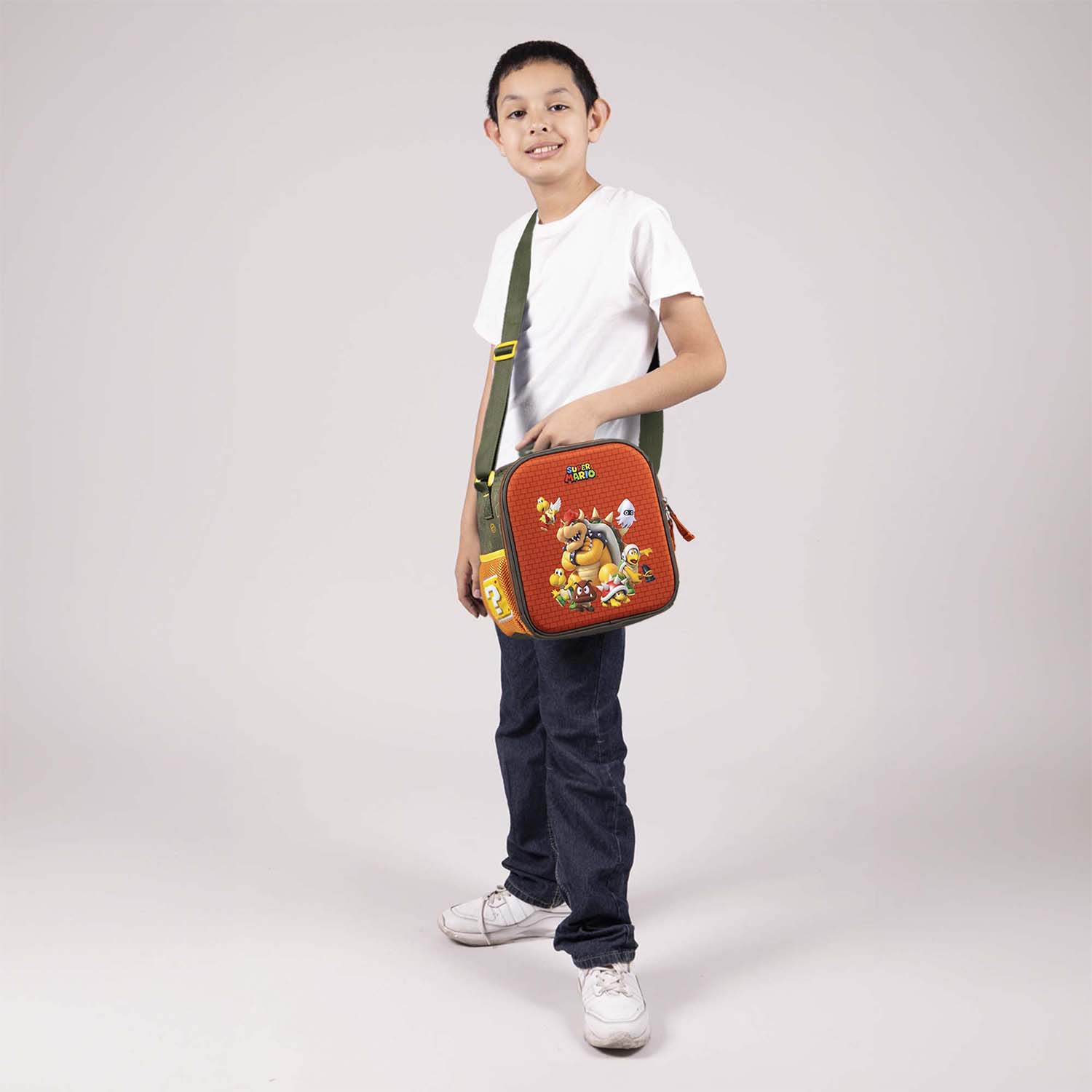 Lonchera escolar Mario Bros by Chenson verde seco, térmica y ajustable - vista 2