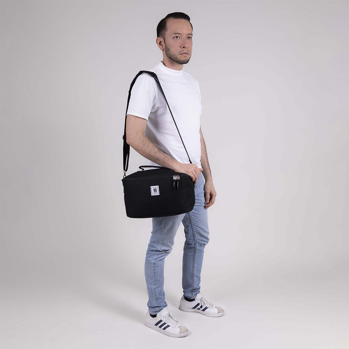 Lonchera Grande Termica Chenson Juveni 1818 Wyn Negro Unisex - vista 2