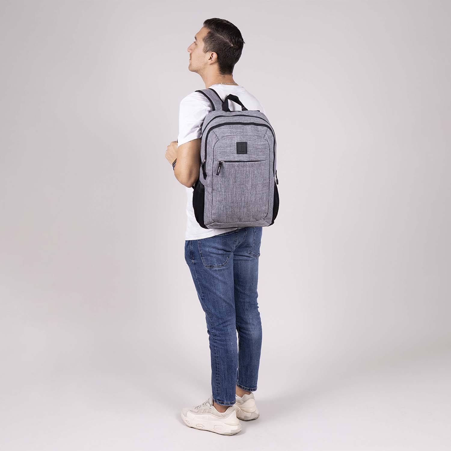 Mochila juvenil gris 1818 by Chenson con amplio compartimento - vista 2