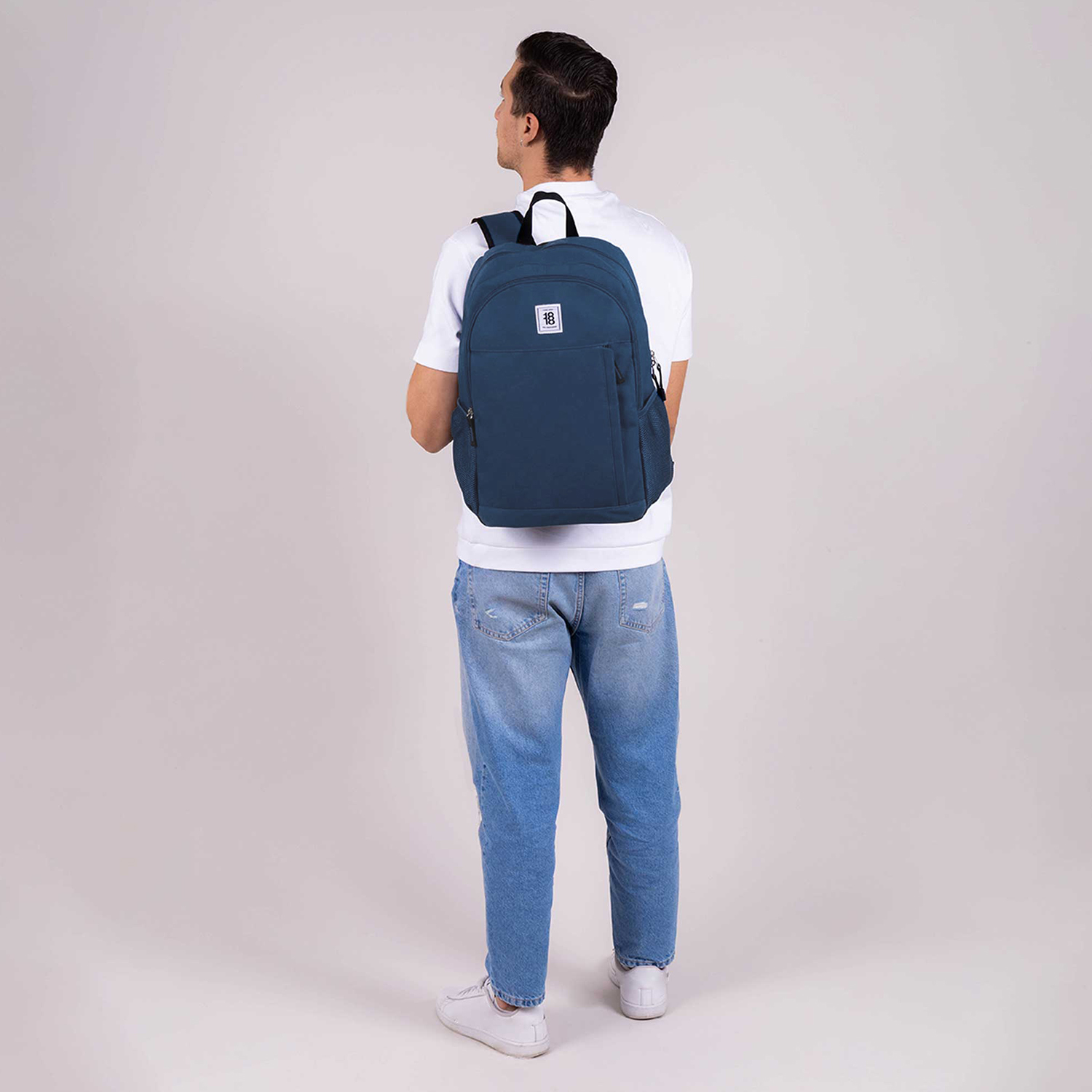 Mochila escolar juvenil 1818 by Chenson azul con amplio compartimento - vista 2