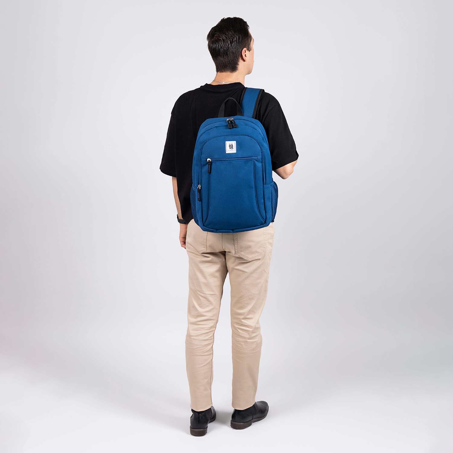 Mochila escolar juvenil 1818 by Chenson azul con amplios compartimentos - vista 2
