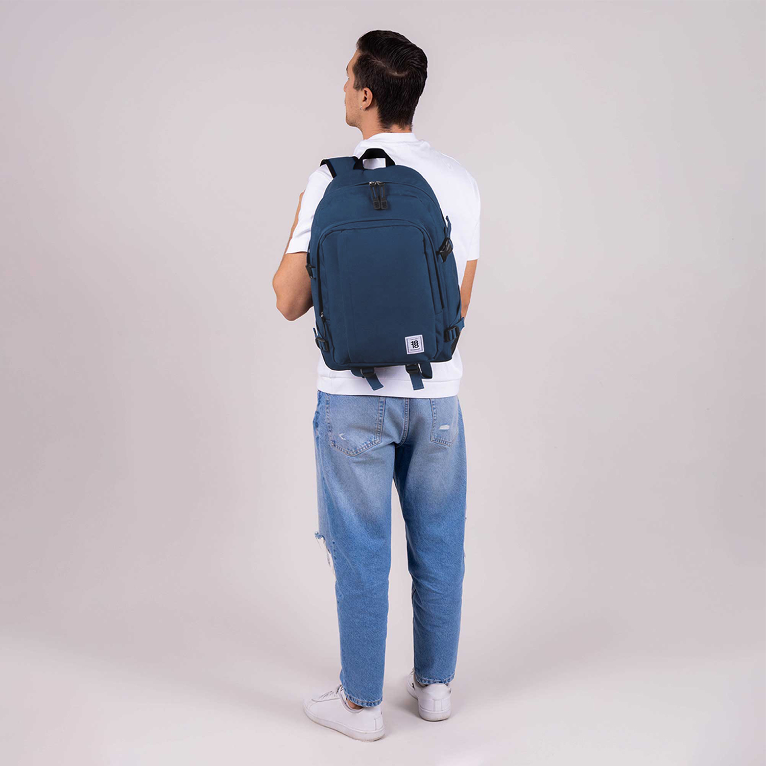 Mochila escolar juvenil 1818 by Chenson azul con amplio compartimento - vista 2
