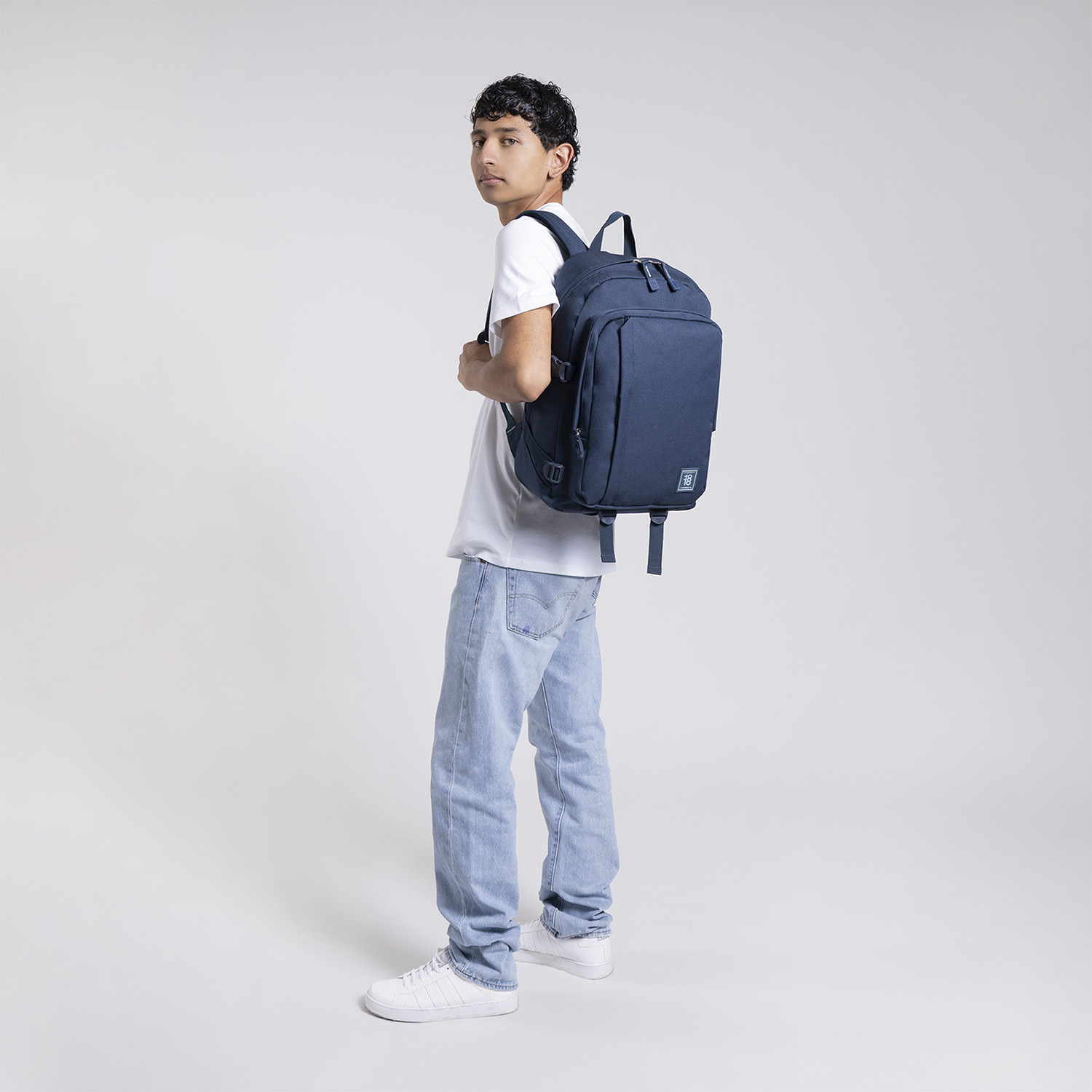Mochila 1818 by Chenson Azul Marino - Escolar y Casual - vista 2