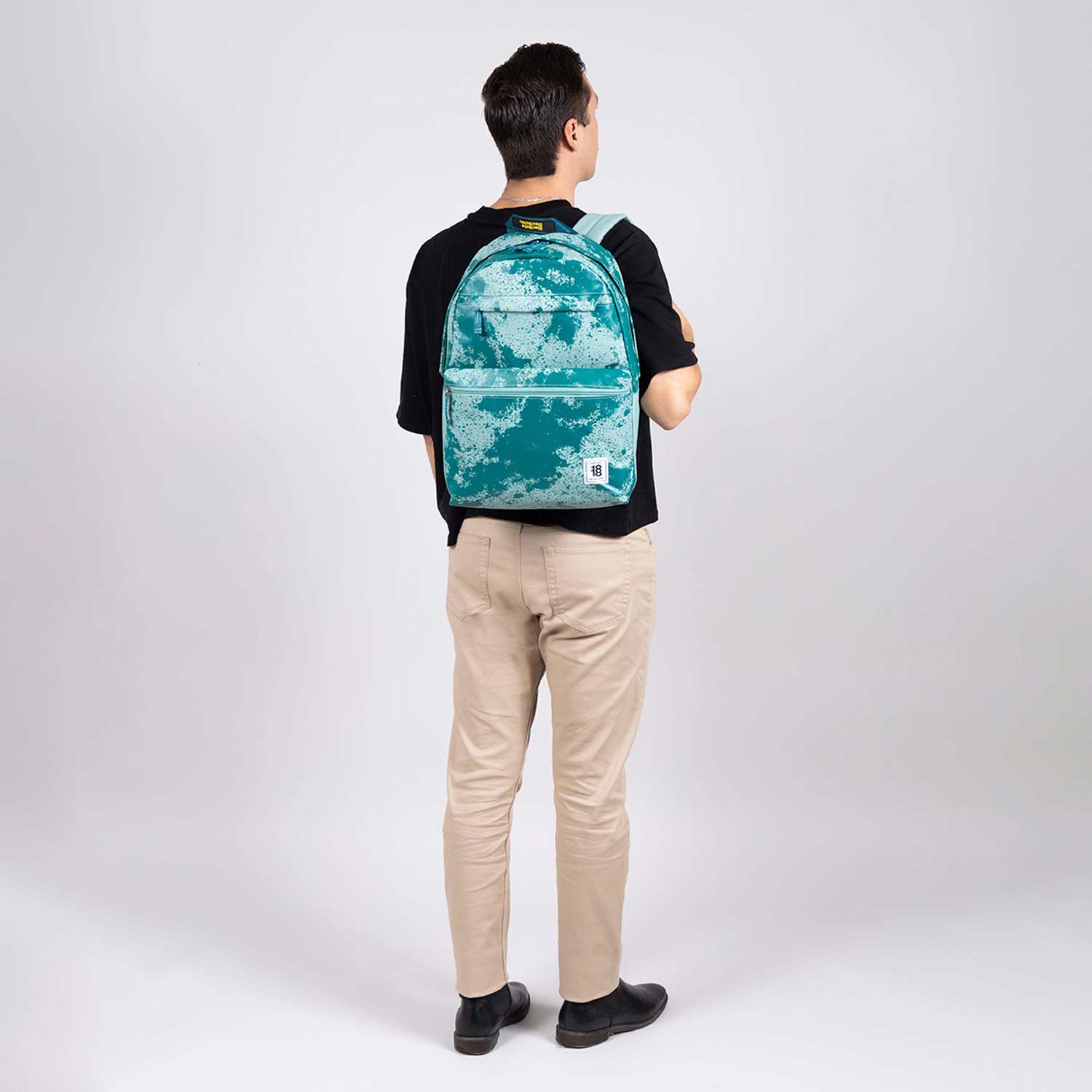 Mochila juvenil 1818 by Chenson verde con amplio compartimento - vista 2
