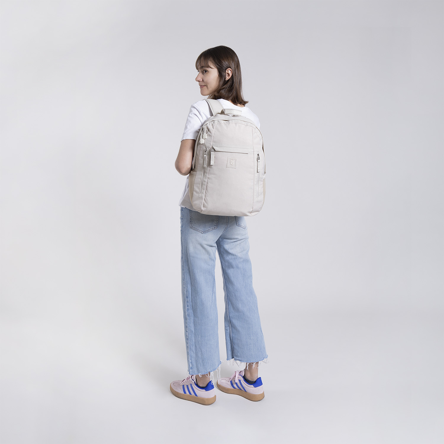 Mochila escolar juvenil 1818 by Chenson Beige con múltiples compartimentos - vista 2