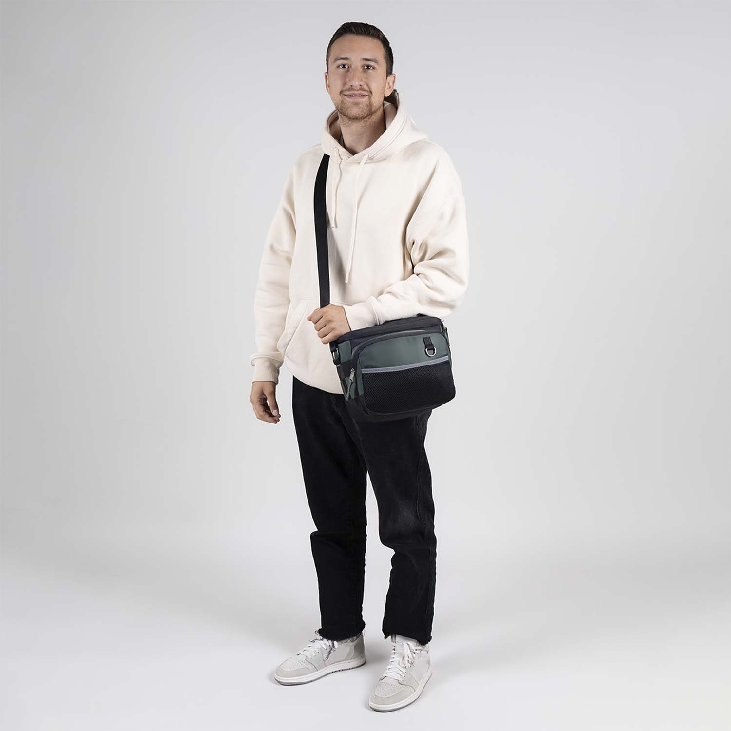 Lonchera escolar térmica 1818 by Chenson verde seco para jóvenes - vista 2