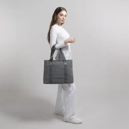 Bolsa grande para dama 1818 by Chenson verde seco, perfecta para el día a día - vista 2