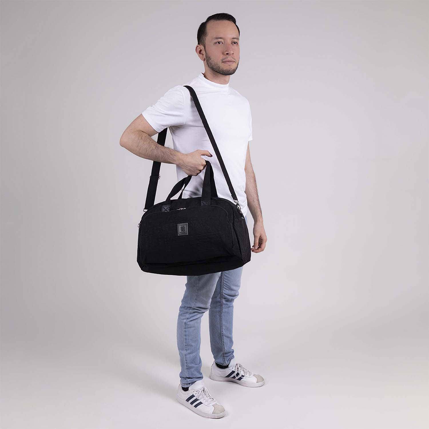 Valija 1818 by Chenson negra para jóvenes - Estilo y funcionalidad - vista 2