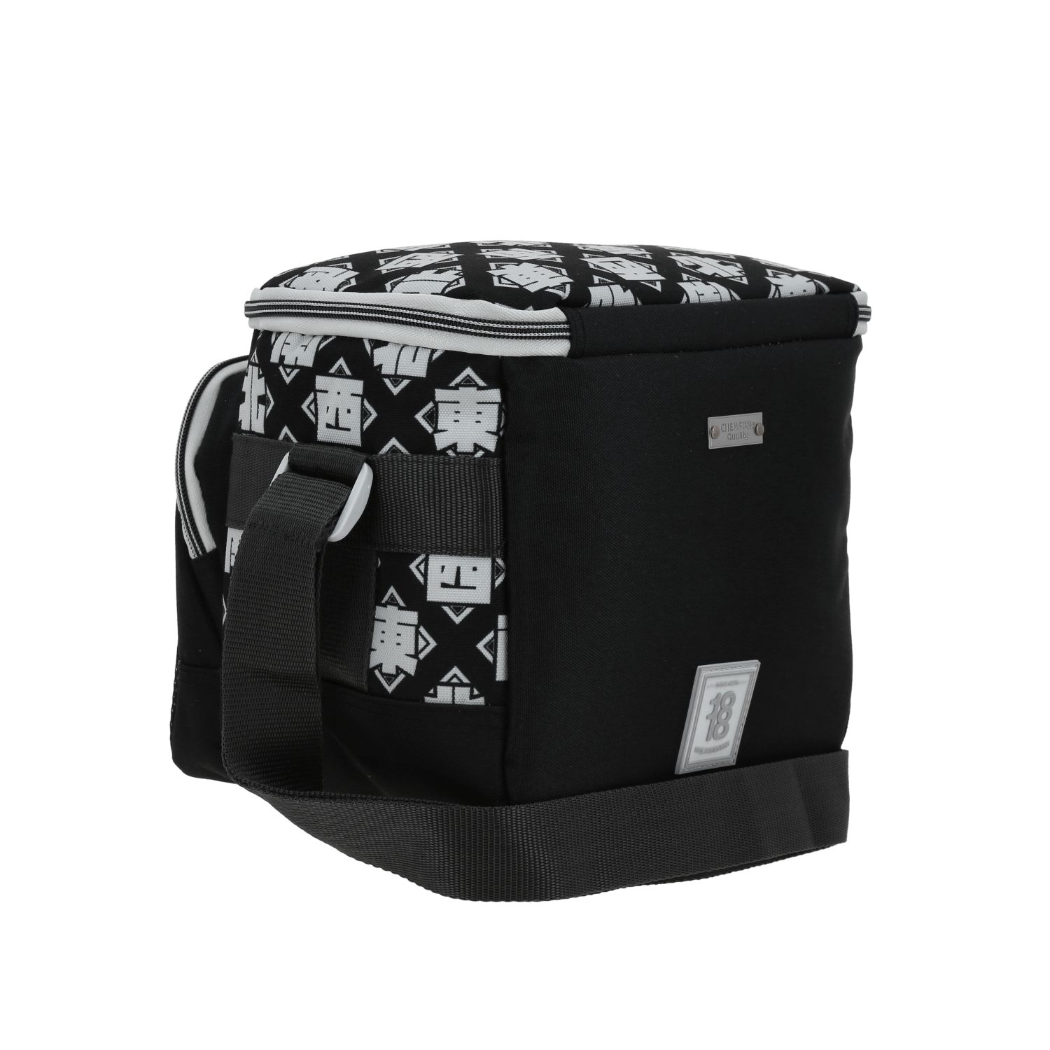 Lonchera escolar térmica 1818 by Chenson negra para jóvenes con estilo 3