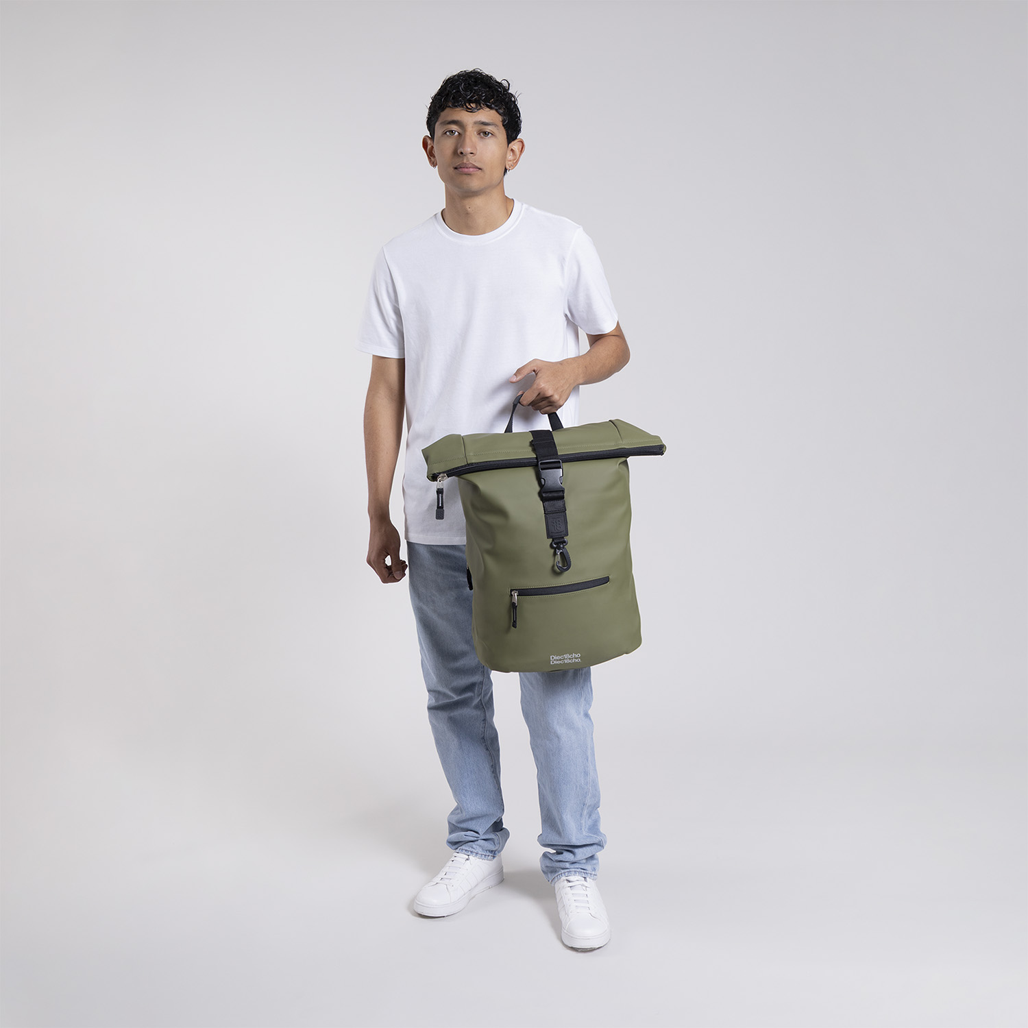 Mochila escolar juvenil 1818 by Chenson verde seco con estilo y funcionalidad - vista 2
