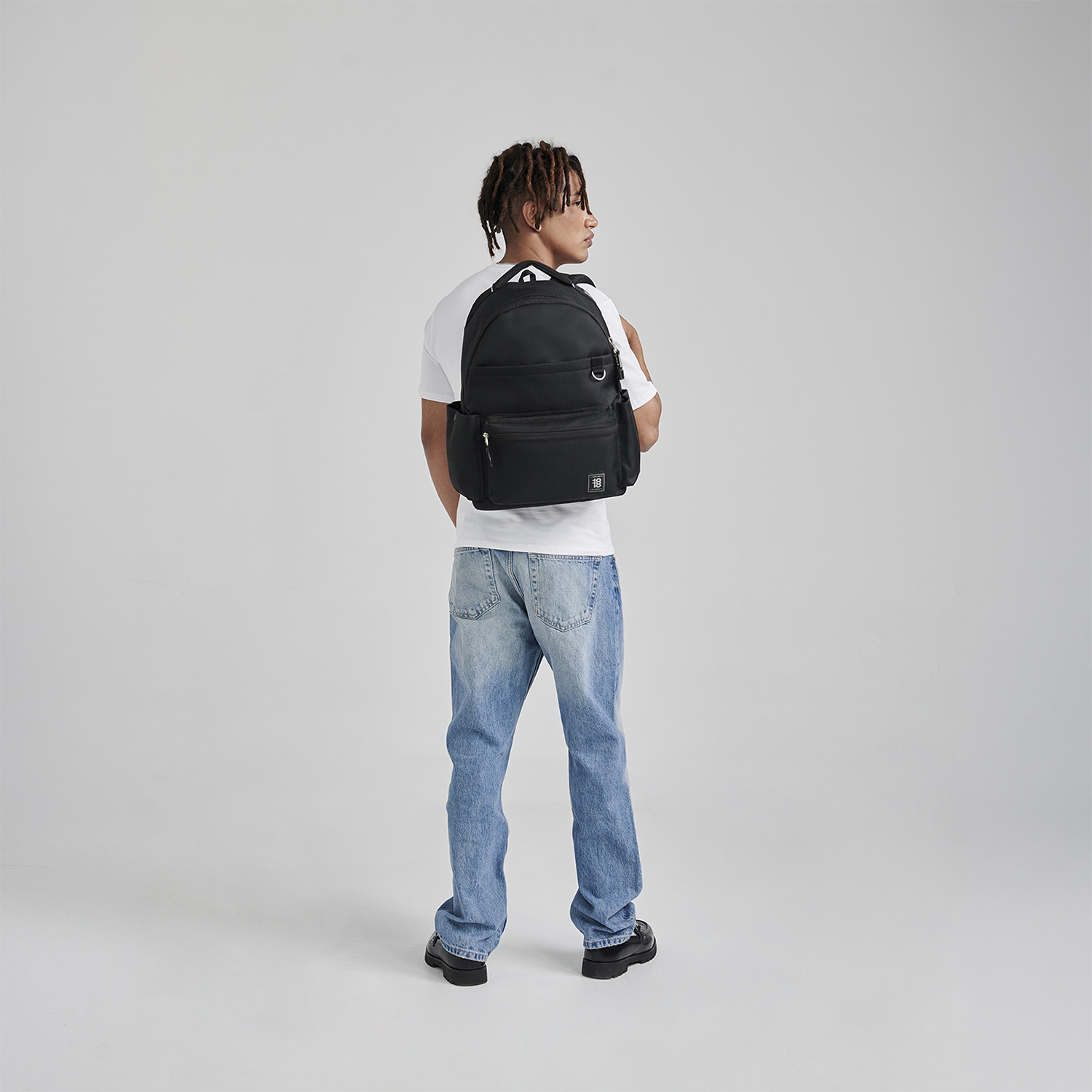 Mochila Escolar 1818 by Chenson Negro 30L Juvenil - vista 2