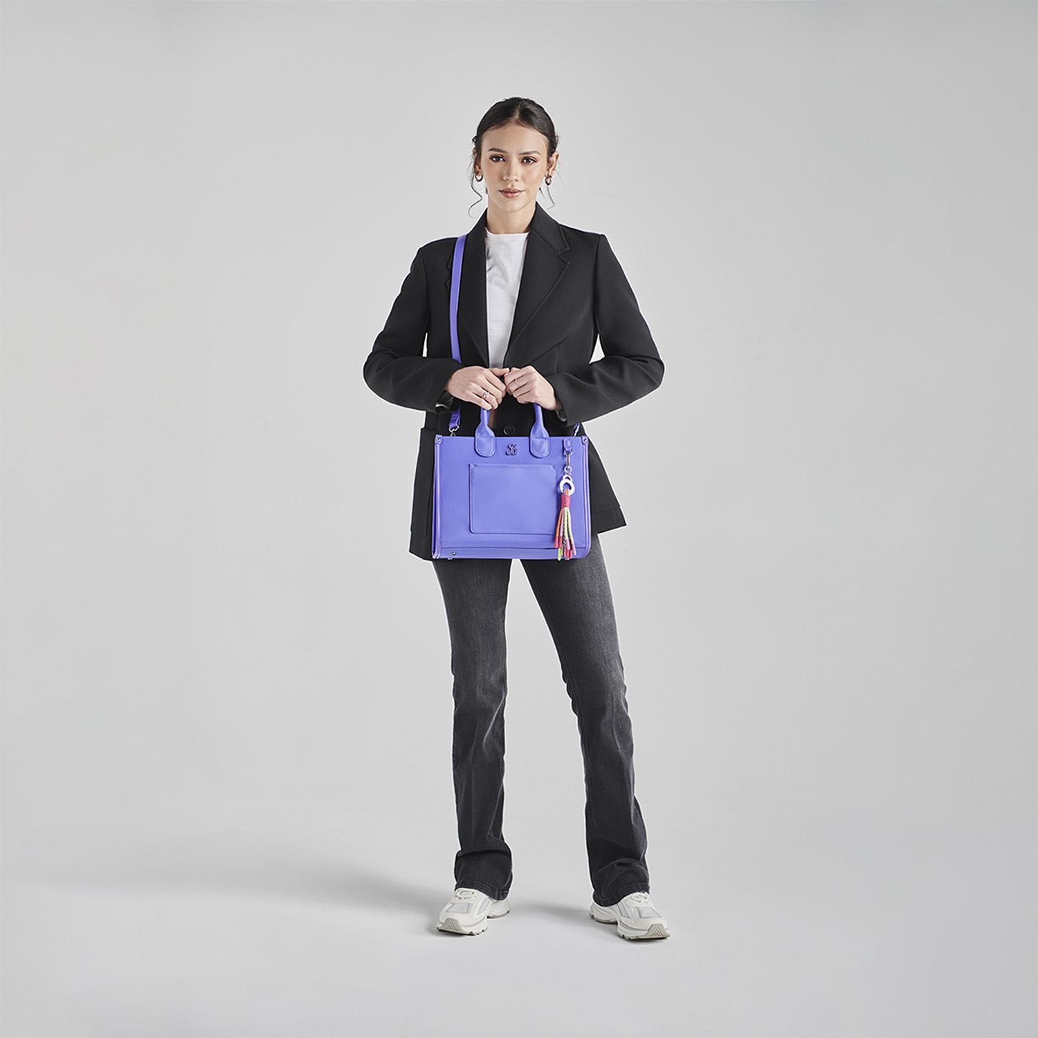 Bolsa de Mano para Dama Barbie by Chenson Uva - Estilo y Funcionalidad - vista 2
