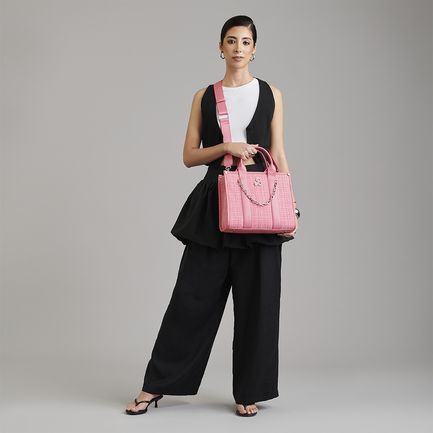 Bolsa de Mano para Dama Barbie by Chenson Rosa Estilo y Funcionalidad - vista 2