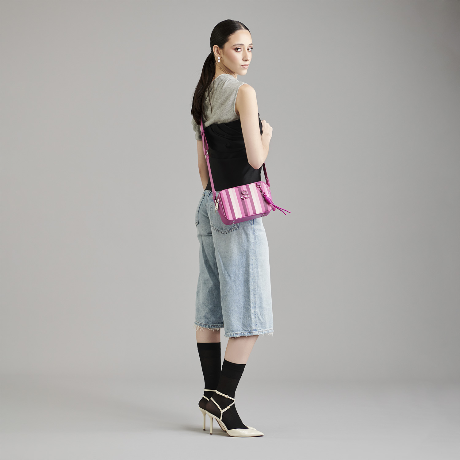 Bolsa de Lado Barbie by Chenson Rosa - Estilo y Funcionalidad para Dama - vista 2
