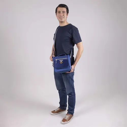 Lonchera escolar térmica Chenson Clásico azul con diseño moderno - vista 2