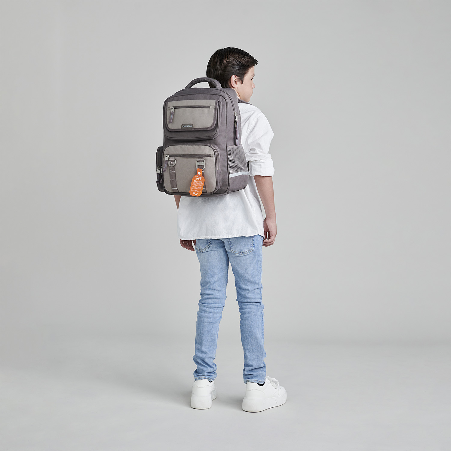 Mochila Chenson Original Gris 30cm - Diseño Resistente - vista 2