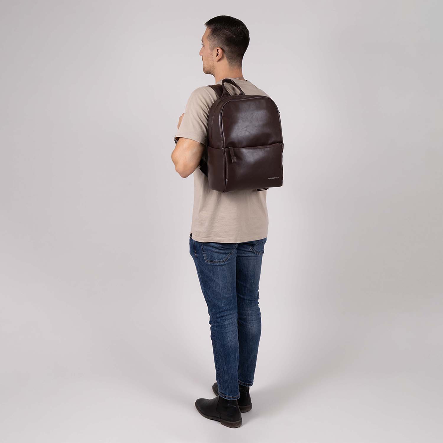 Mochila Ejecutiva Café Chenson Pro - Ideal para Profesionales - vista 2