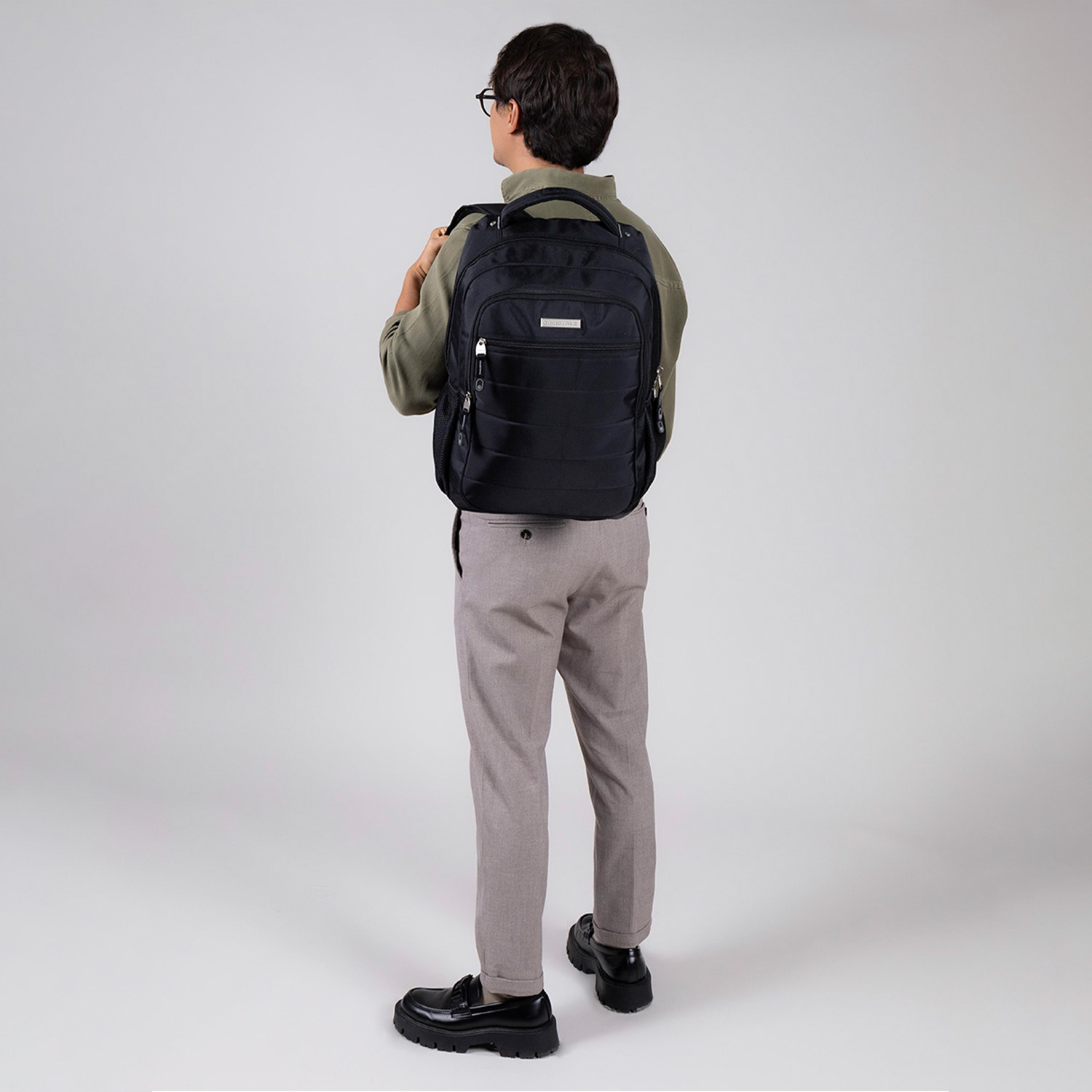 Mochila profesional Chenson Pro negra con soporte para maleta - vista 2