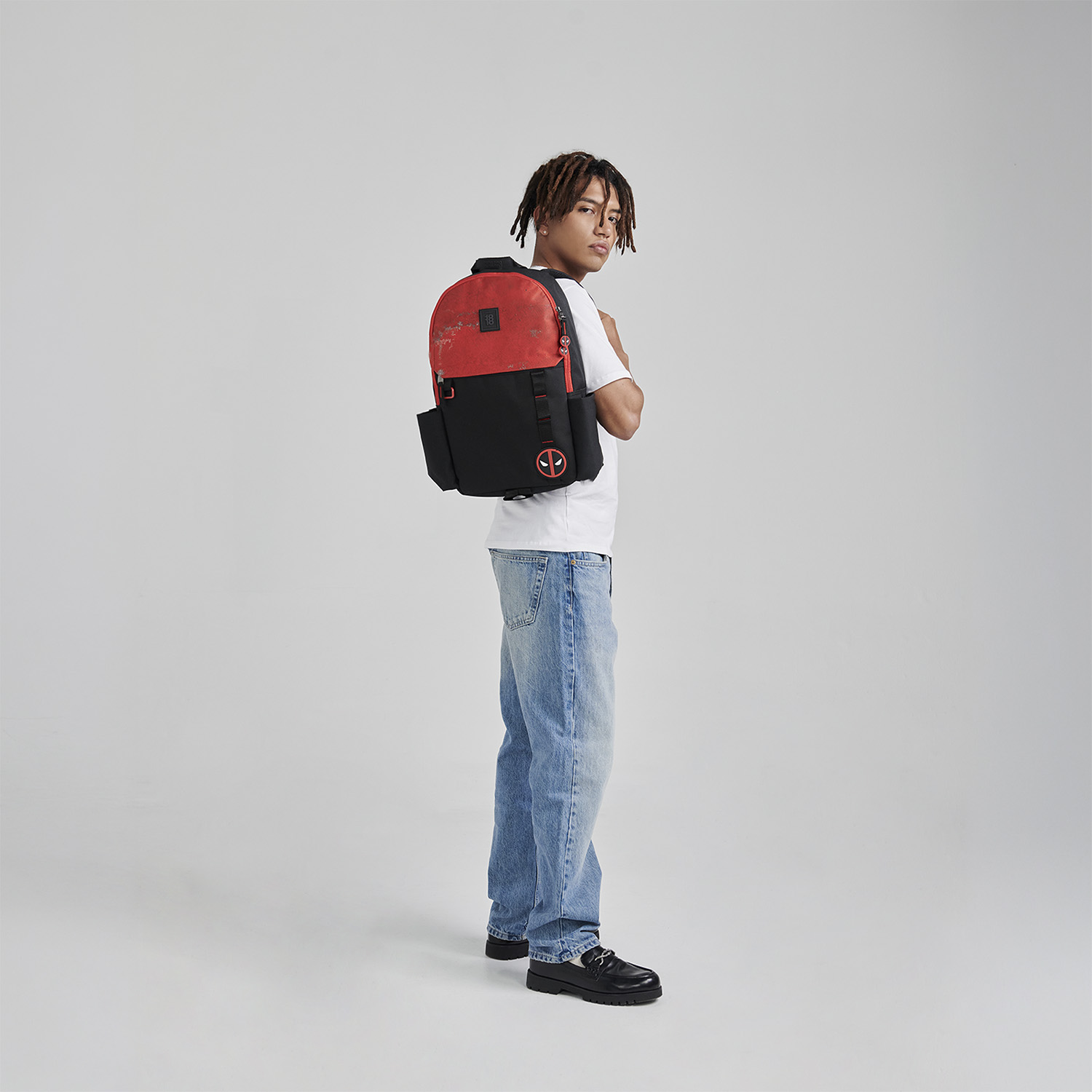 Mochila Escolar DP by Chenson Negro 27x44cm Diseño - vista 2