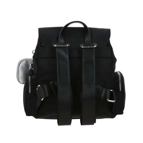Mochila casual Gorétt by Chenson negra para dama con bolsillos funcionales 4