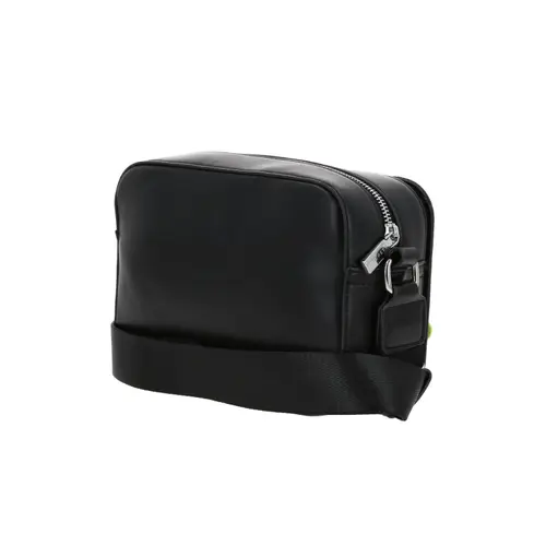 Bolsa de Lado para Dama Gorétt by Chenson Negro con Estilo y Funcionalidad 5
