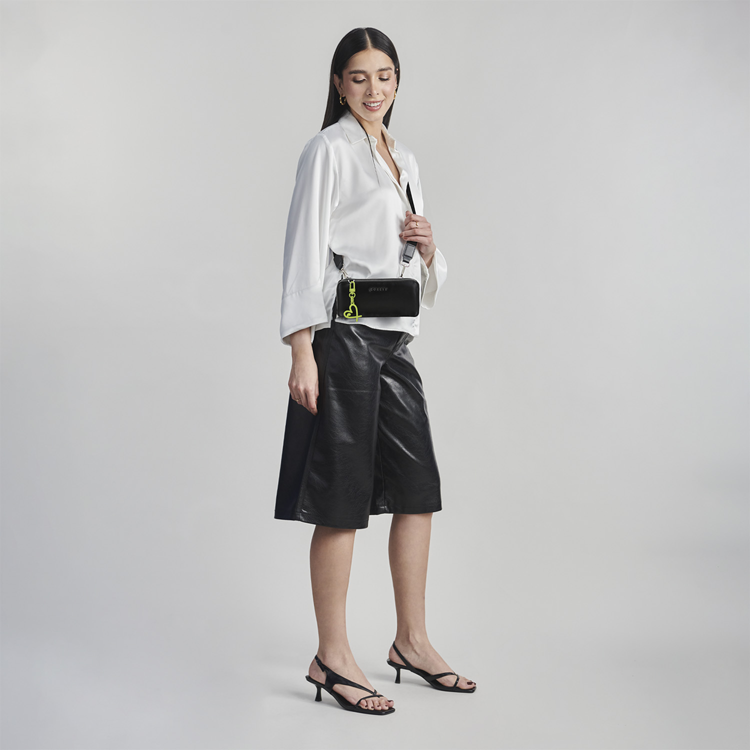 Cartera Gorétt by Chenson Negro Doble Compartimento para Dama - vista 2