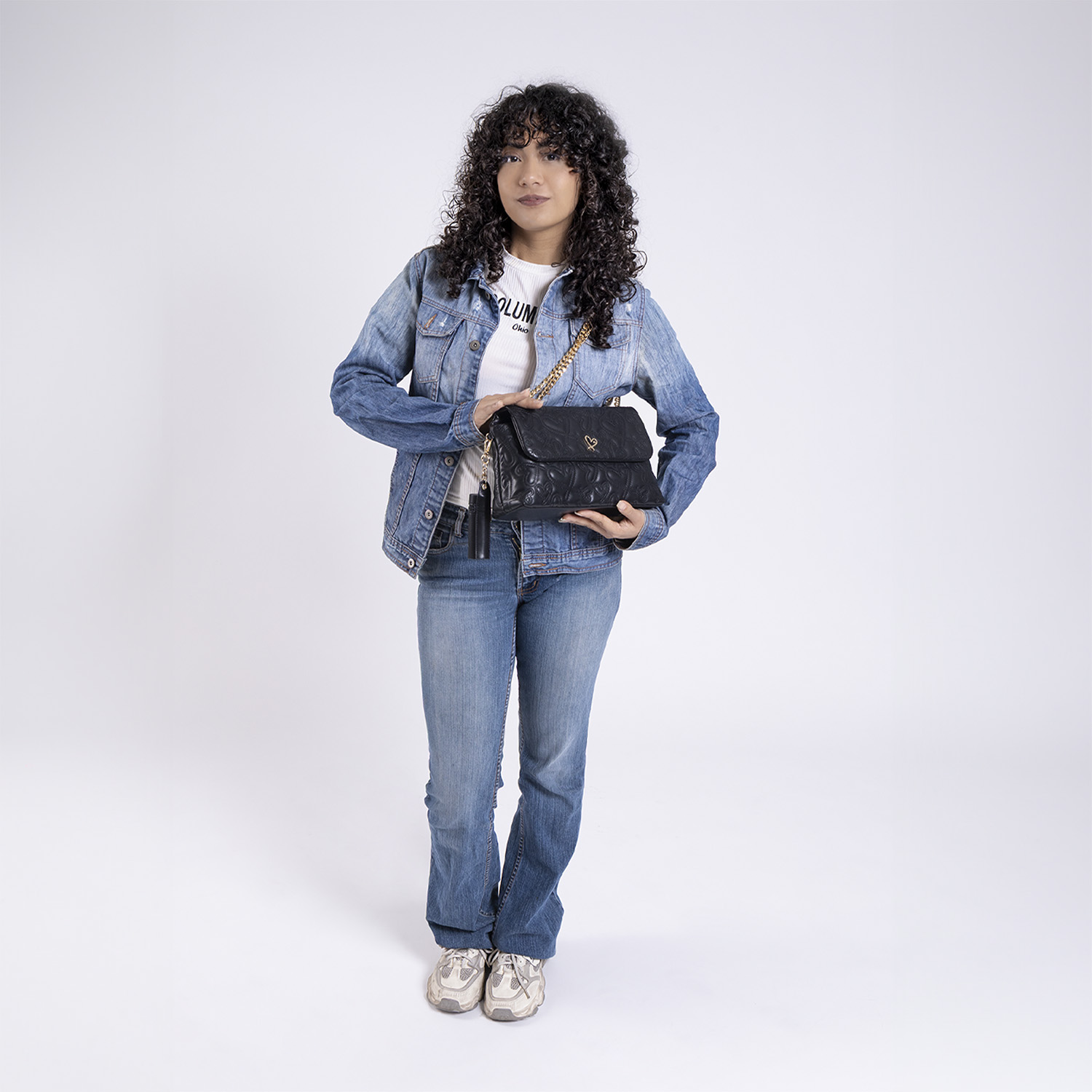 Bolsa de Lado para Dama Gorétt by Chenson Negro con Asas Ajustables - vista 2