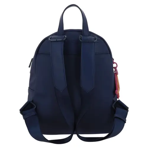 Mochila casual para dama Gorétt by Chenson color azul con estilo moderno 4