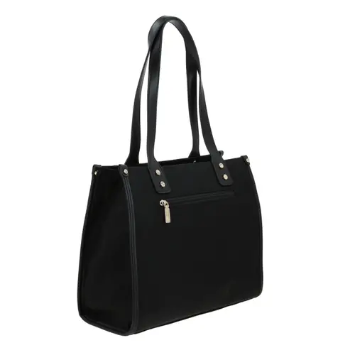 Bolsa grande para dama Gorétt by Chenson negra con estilo y funcionalidad 3