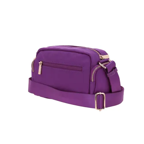 Bolsa de Lado Fucsia Gorétt by Chenson - Elegancia y Funcionalidad 5